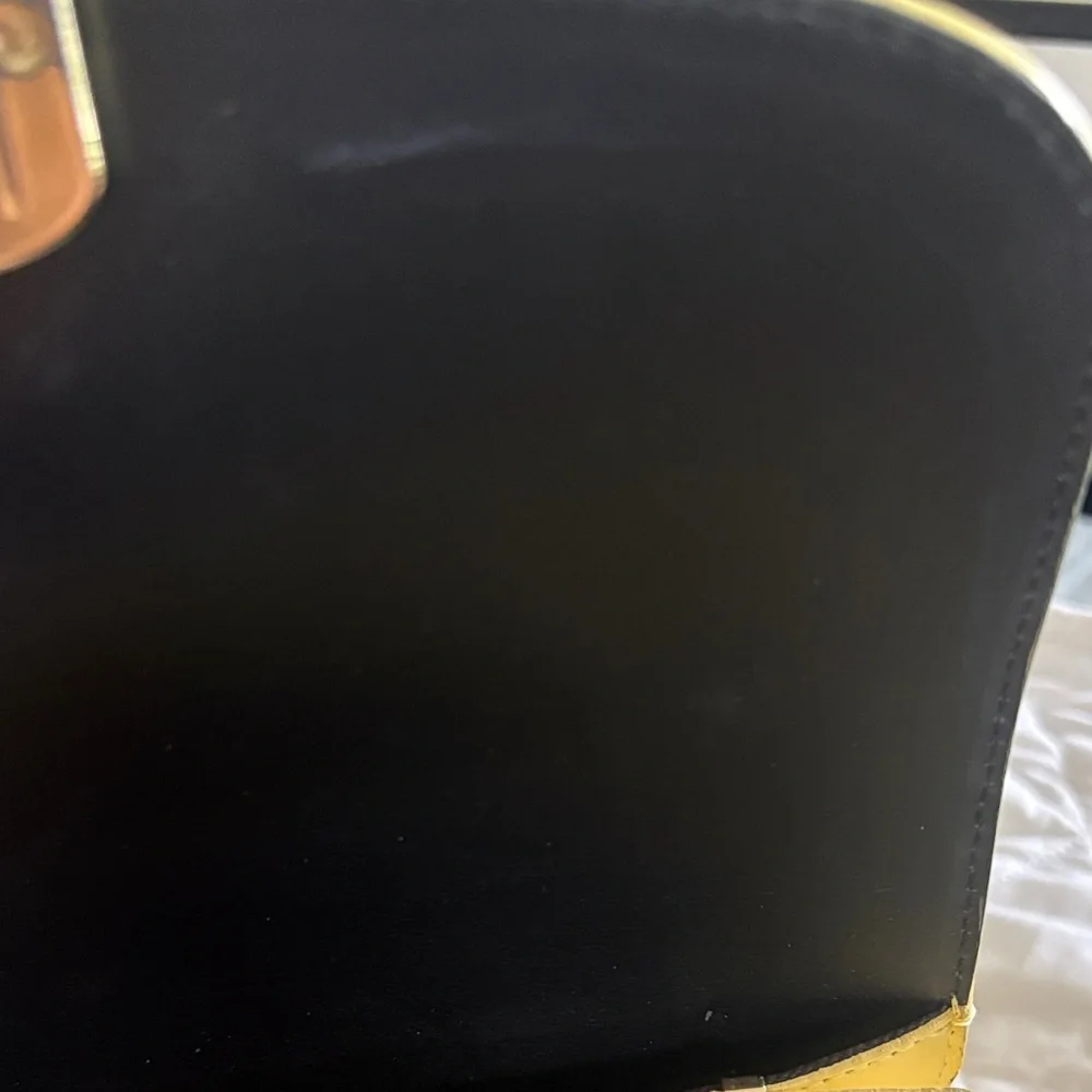 Sezane Butter Yellow Mini Milo - Picture 10 of 11